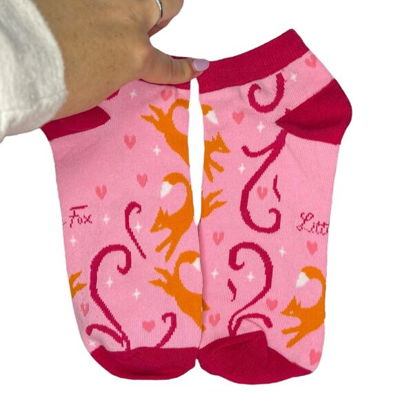 FairyLoot Once Upon a Broken Heart Socks - Stephanie Garber - February 2025 - Picture 2 of 6